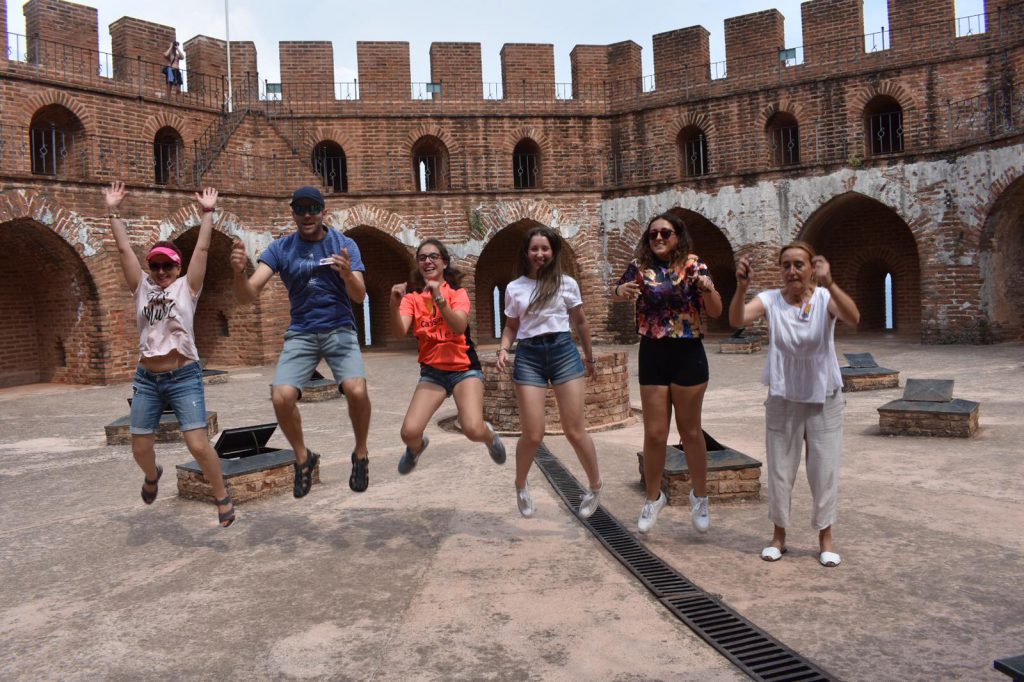 My sweet school’s presentation by BURCU - Ourboox.com