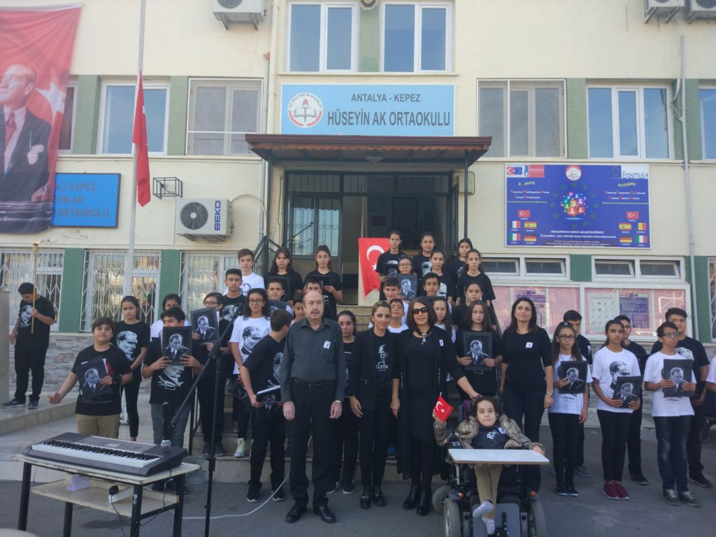 My sweet school’s presentation by BURCU - Ourboox.com