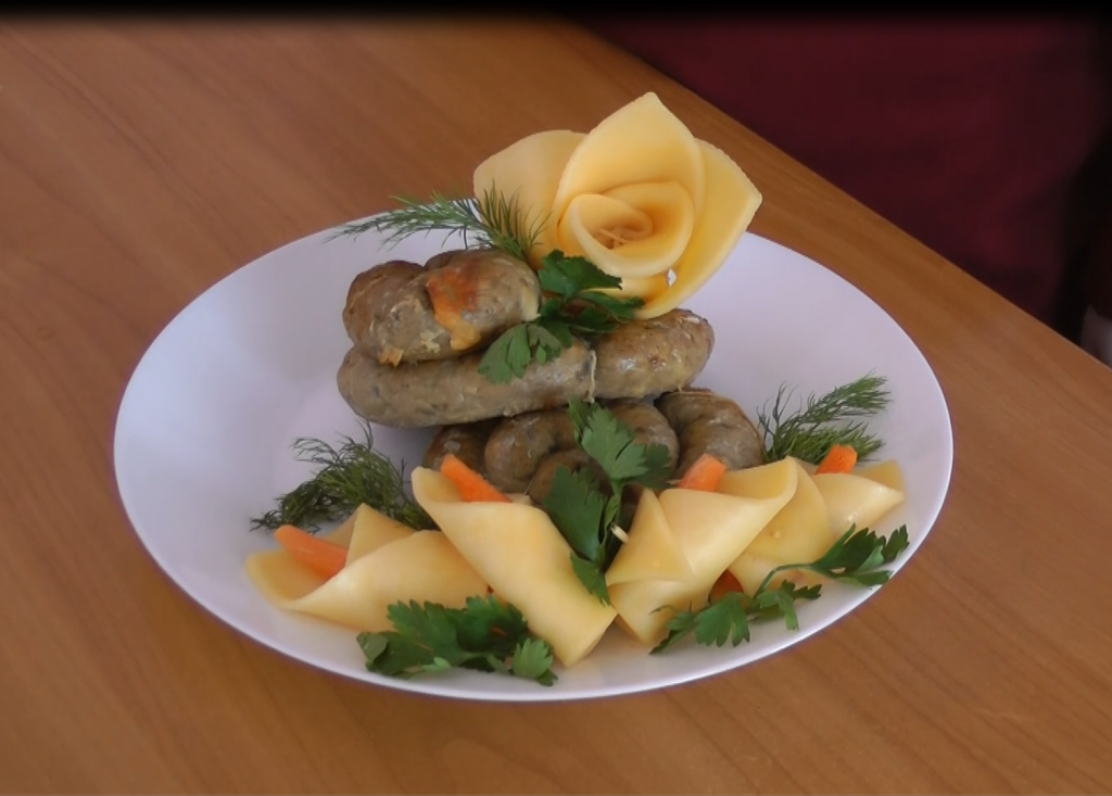 Приготування ковбаси домашньої по-лебединськи by Nataliy Grishanova - Ourboox.com