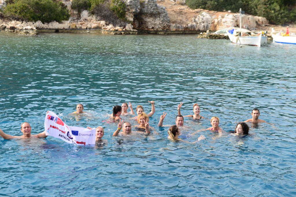 My sweet school’s presentation by BURCU - Ourboox.com