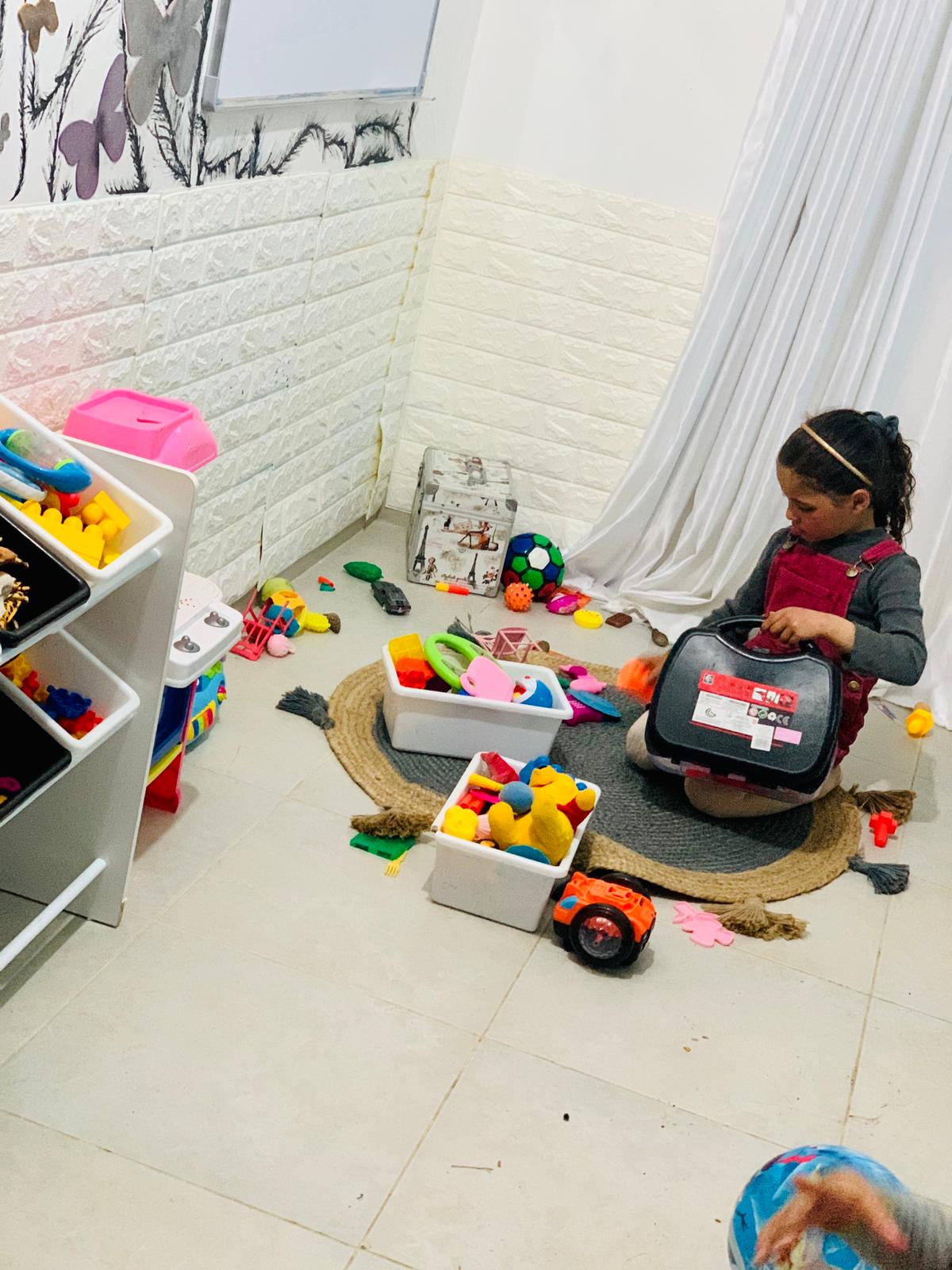 ياقوت والبرنامج اليومي عن بعد by toba - Illustrated by توبه ابو جامع - Ourboox.com