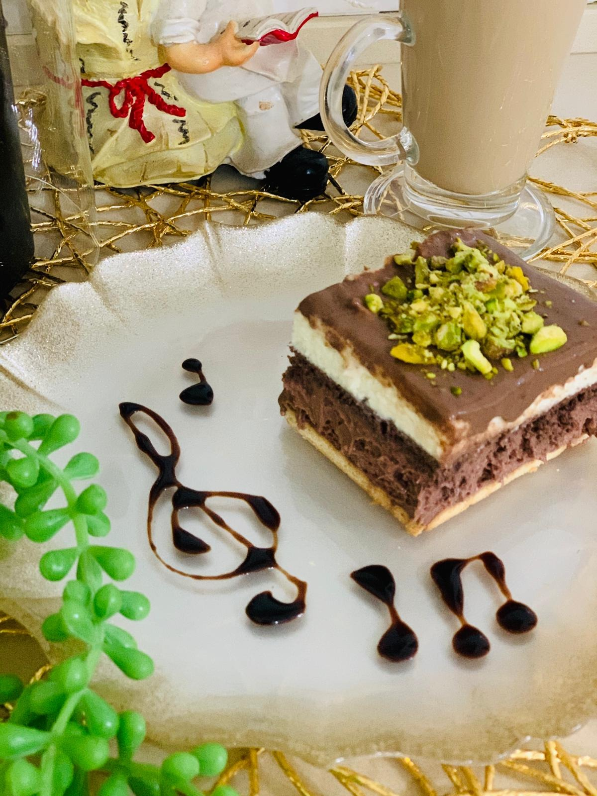 hand made by hayat - Ourboox.com