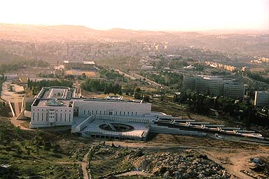 رحله في عالم المدنيات by omiema - Ourboox.com