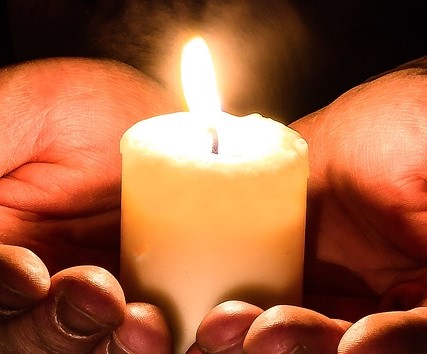 כל עוד הנר דולק – אפשר לתקן by saher - Ourboox.com