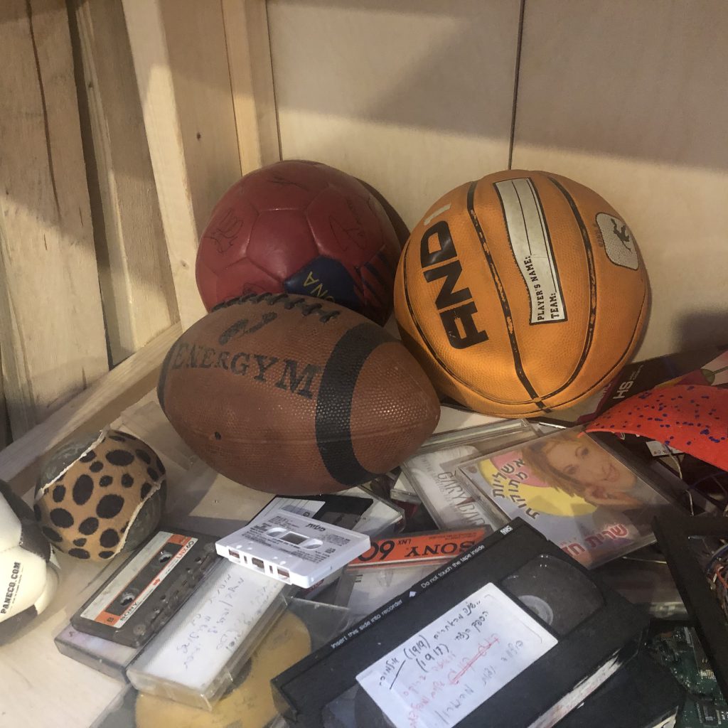 Eureka, a Makers’ Place for Everyone by Mel Rosenberg - מל רוזנברג - Ourboox.com