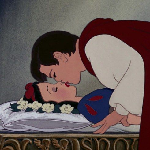 Snow White by noa raizman - Ourboox.com