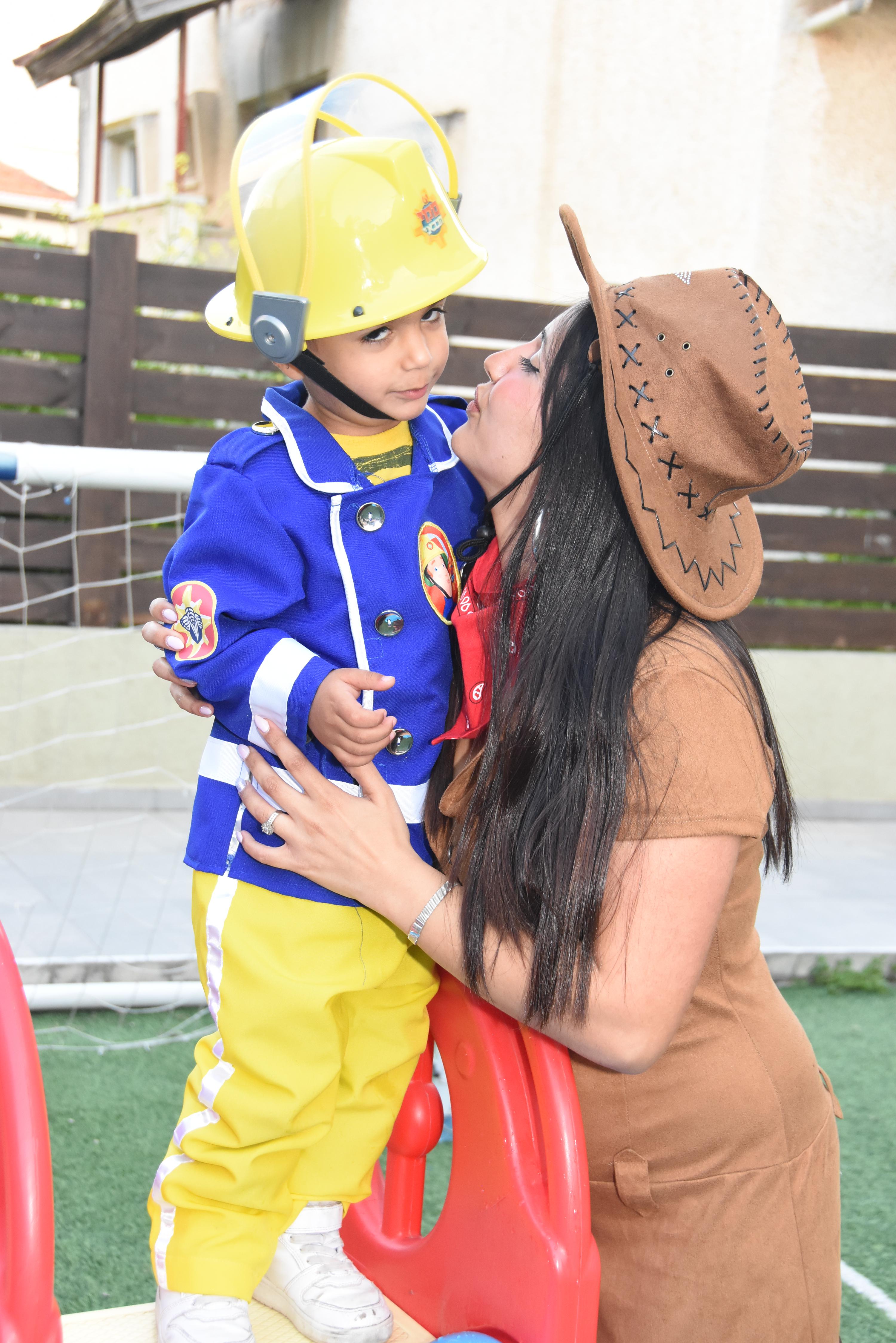 מזל טוב לשיר הנסיכה by RONIT - Illustrated by רונית לוי - Ourboox.com