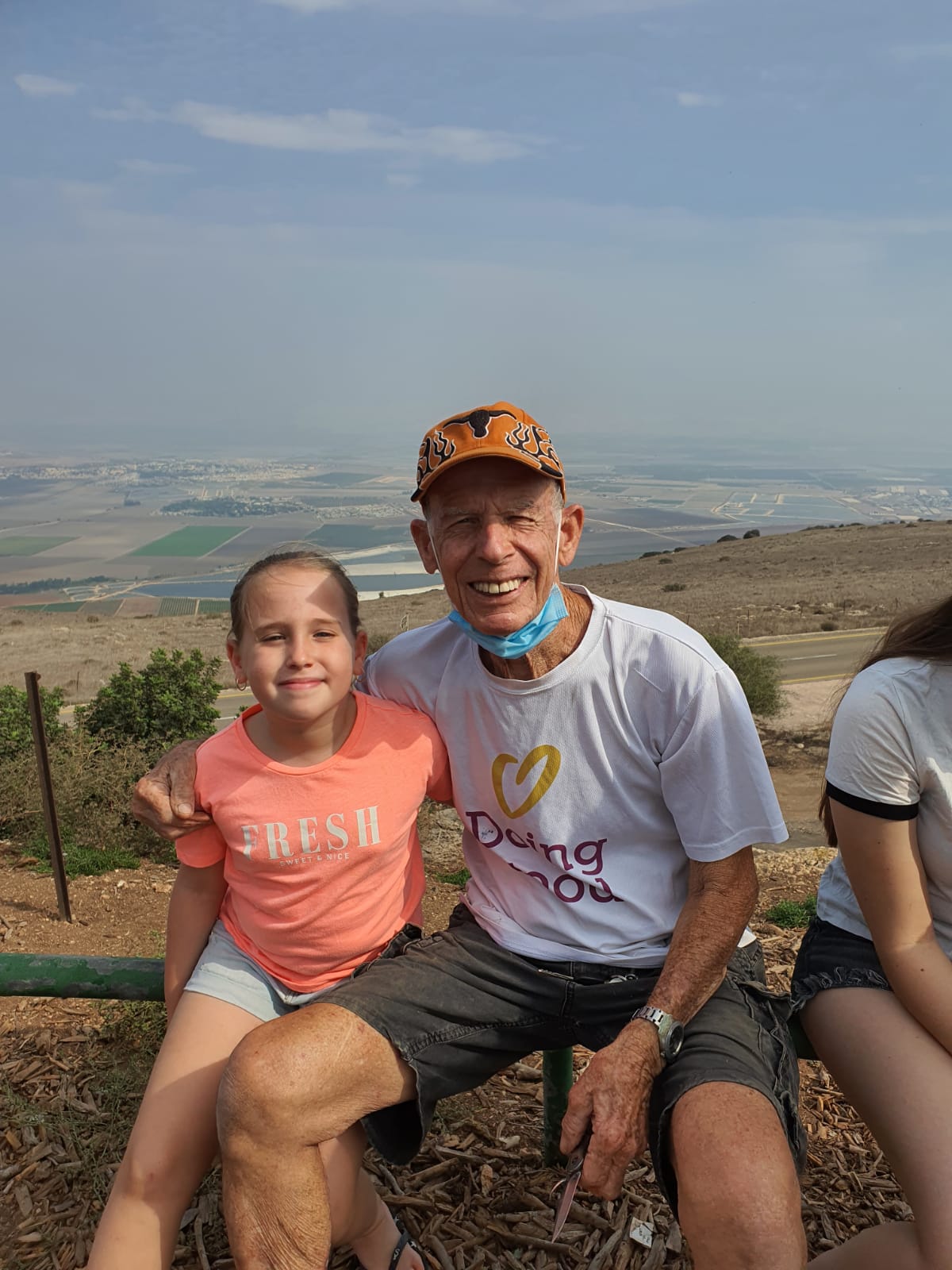 פסח בא אביב הגיע by zehava segev - Illustrated by זהבה שגב - Ourboox.com