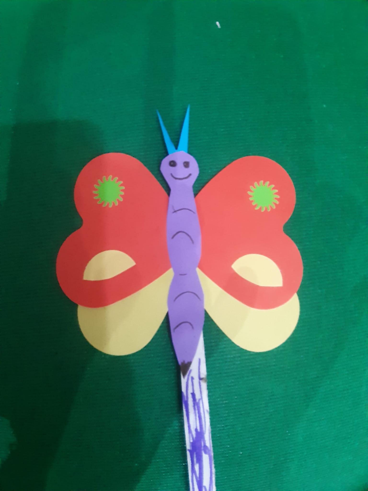 L’Ape capricciosa by elisa finazzi - Ourboox.com