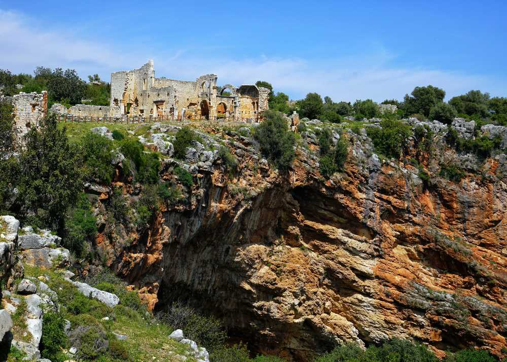 İLLERİMİZİN TARİHİ VE KÜLTÜREL ESERLERİ by Mersin Yusuf Kalkavan Anadolu Lisesi - Ourboox.com