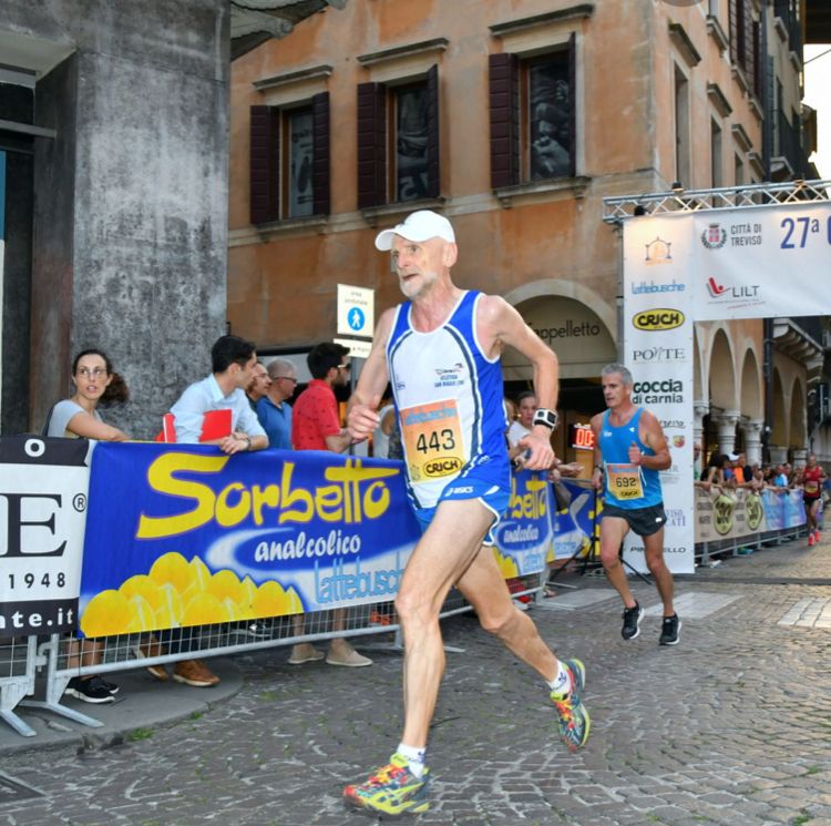 DIVERSI MA AMICI by gaia - Illustrated by  Gaia Elia, Irene Ingrami, Elena Ragazzi, Marika Tonej - Ourboox.com