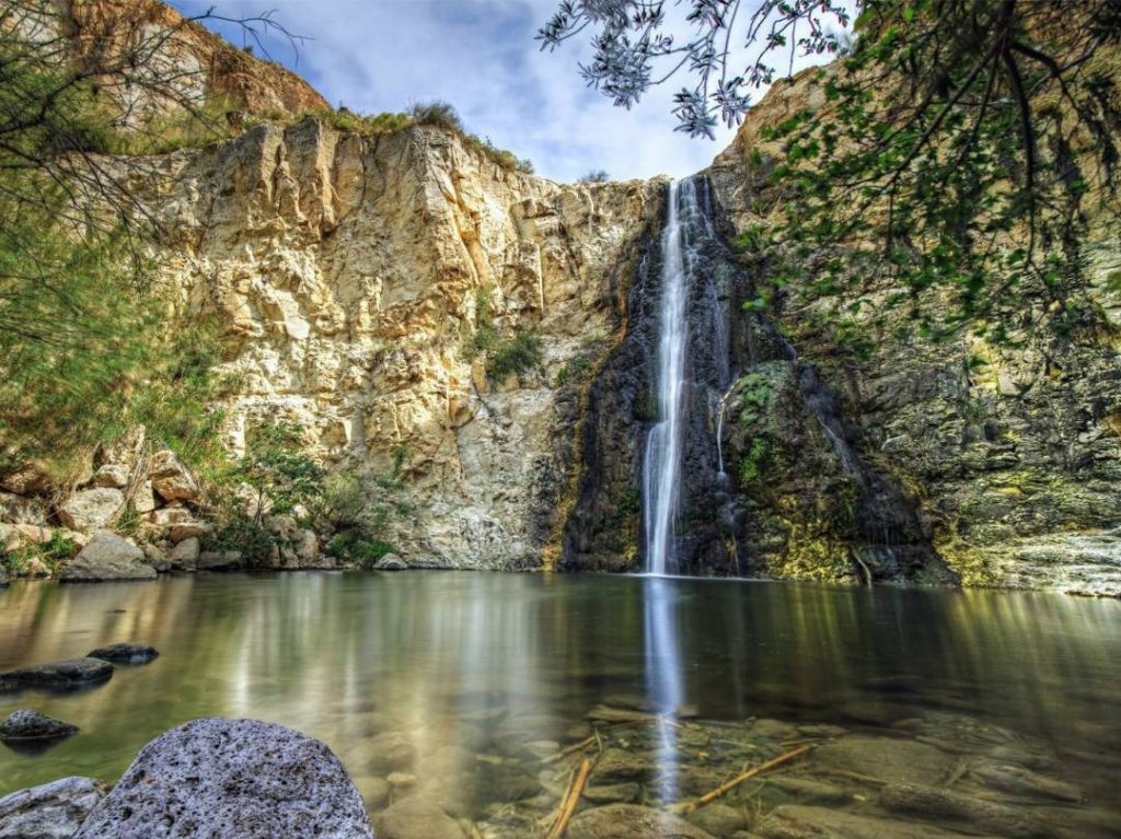 נחל שניר הוא אחד ממקורות הירדן והארוך מביניהם. רובו נמצא בלבנון ורק חלקו התחתון בישראל.