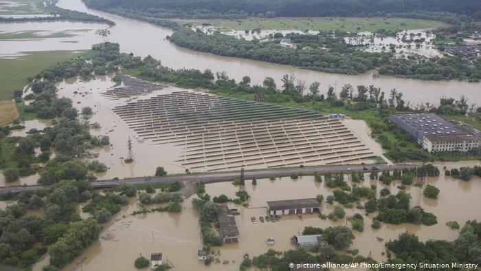 Weather and natural disasters in Ukraine by Chudnovska Liza - Ourboox.com
