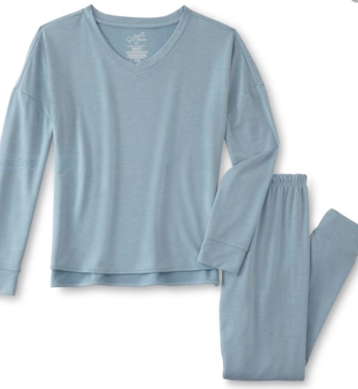 פרוייקט ביגוד והנעלה by Shirel Flicki - Ourboox.com