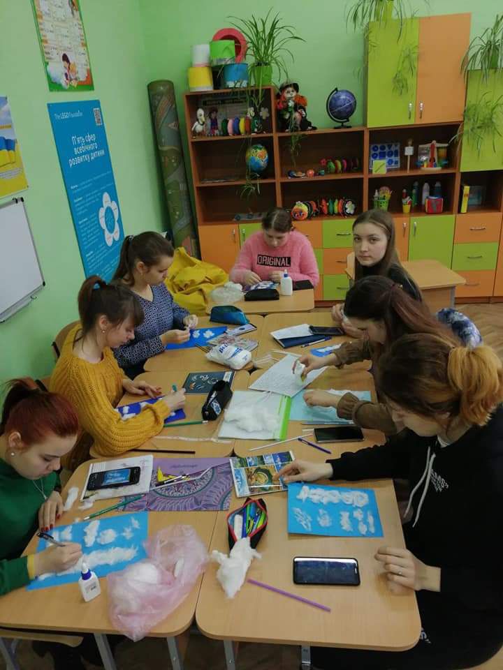 Діяльнісний підхід очима студентів НДУ імені Миколи Гоголя та МДПУ імені Богдана Хмельницького by Julia Gomolko - Ourboox.com