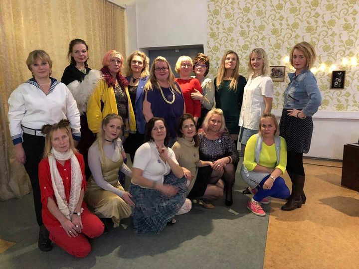 RANDVERE NAISRÜHMADE LUGU by Mare Müürsepp - Illustrated by MM - Ourboox.com