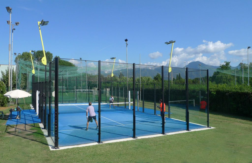 PADDLE by Giorgia - Illustrated by Giorgia, Vincenzo, Gabriele, Marco R, Lorenzo, Marco T. - Ourboox.com