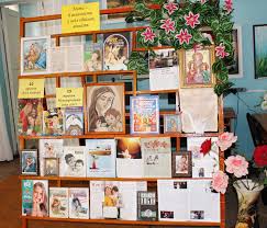 У другу неділю травня в Україні відзначають День матері. Ми вирішили зібрати книжки, в яких мамам відводиться особлива роль.