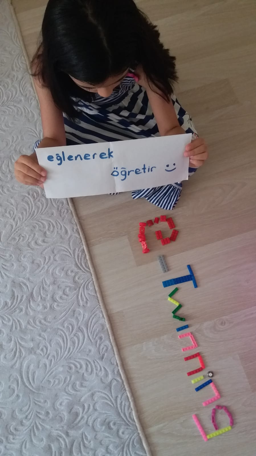 EN İYİ ARKADAŞIM 9 MAYIS E-TWİNNİNG GÜNÜ KUTLU OLSUN by AYŞE ÖZTÜRKER - Ourboox.com