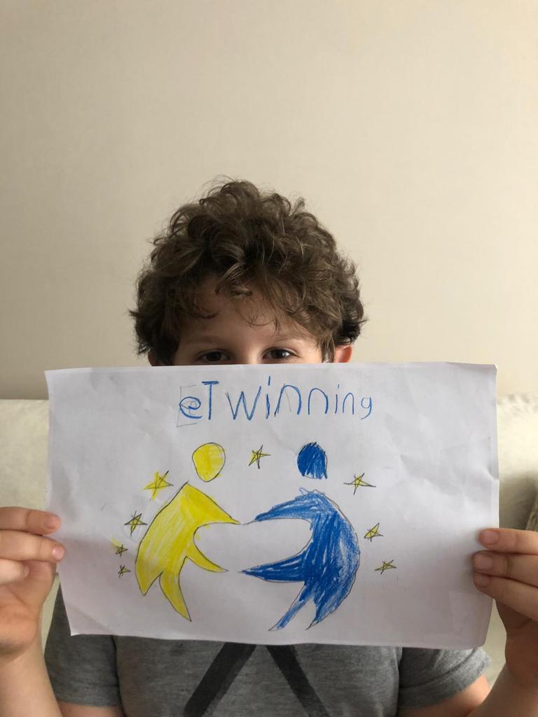 EN İYİ ARKADAŞIM 9 MAYIS E-TWİNNİNG GÜNÜ KUTLU OLSUN by AYŞE ÖZTÜRKER - Ourboox.com