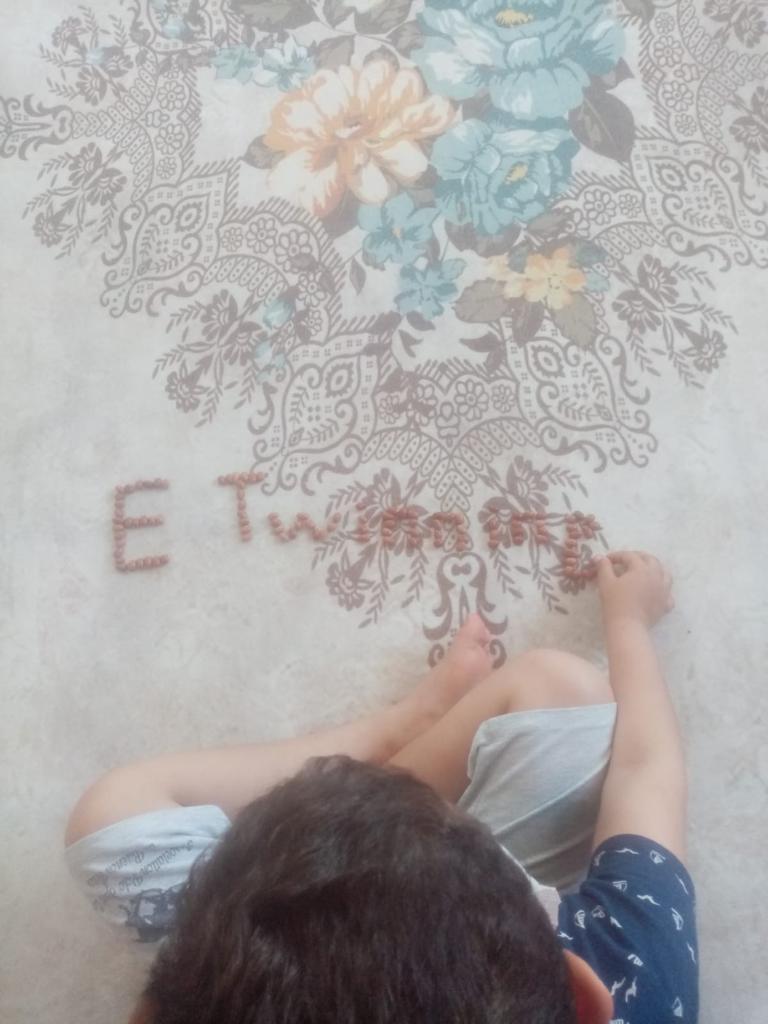 EN İYİ ARKADAŞIM 9 MAYIS E-TWİNNİNG GÜNÜ KUTLU OLSUN by AYŞE ÖZTÜRKER - Ourboox.com