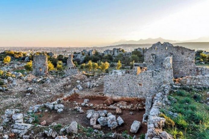 çocukluğum by gülcan ayaç - Ourboox.com