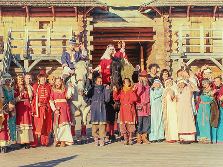 1 квітня – день сміху by Maksymenko Olena - Illustrated by викладач спецдисциплін ДНЗ «Запорізький професійний торгово-кулінарний ліцей» - Ourboox.com