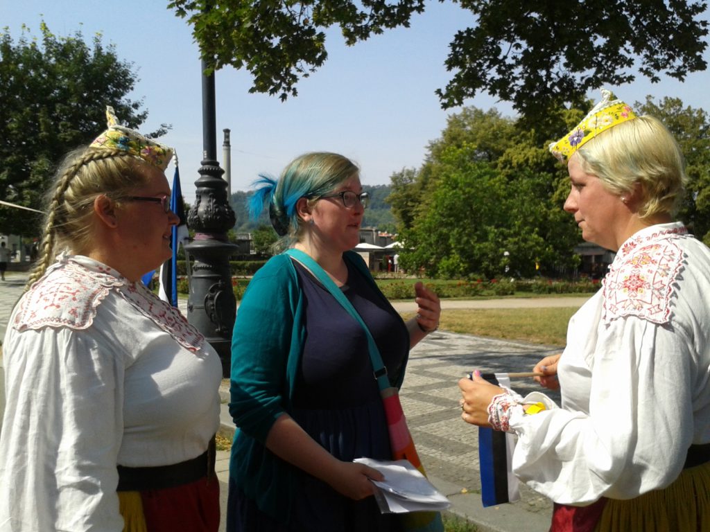 RANDVERE NAISRÜHMADE LUGU by Mare Müürsepp - Illustrated by MM - Ourboox.com