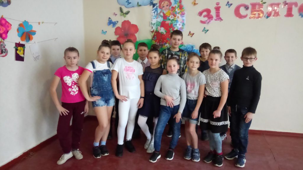 Альбом учнів 4 класу by Oksana - Ourboox.com