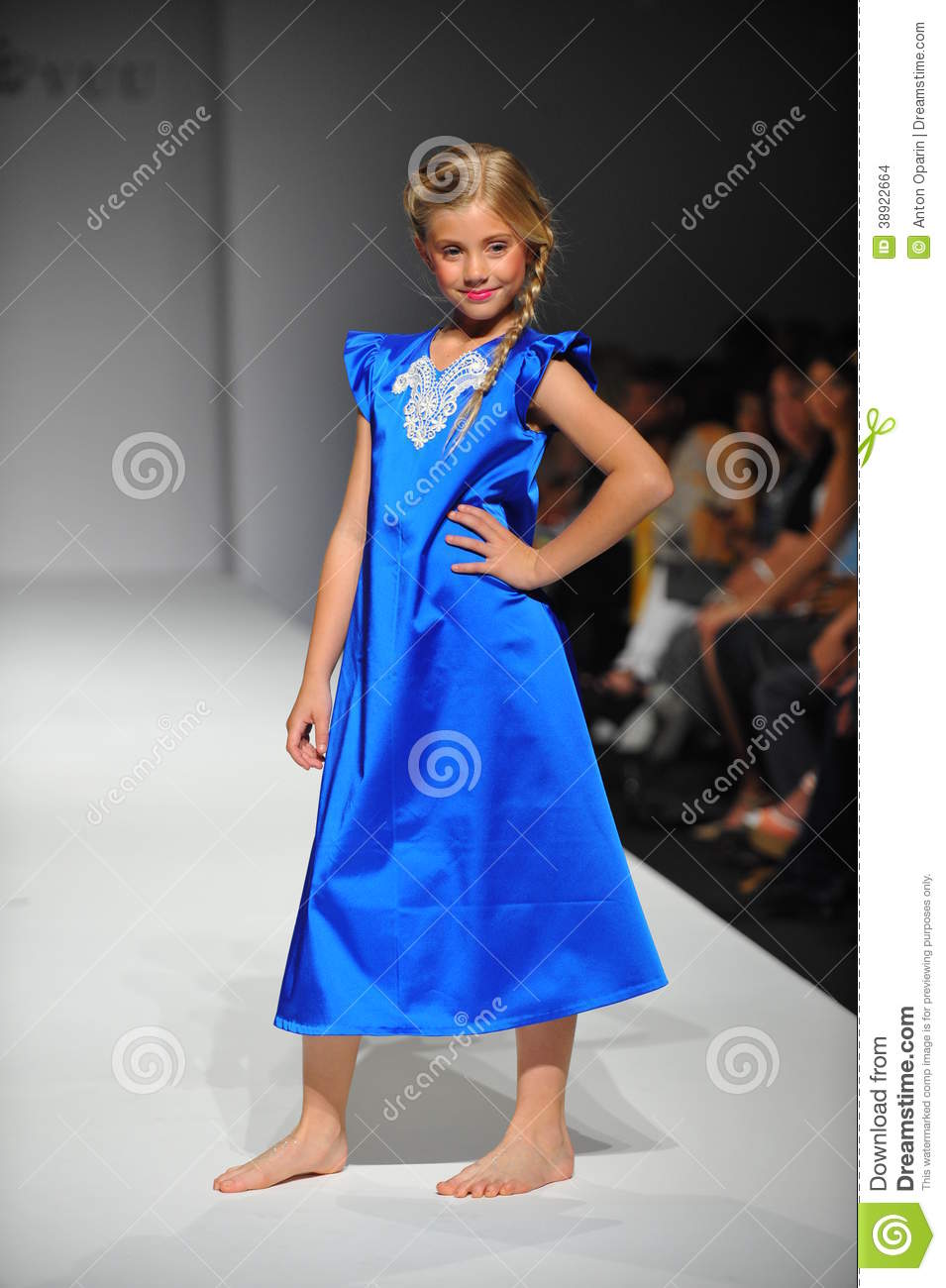 the little princess by chana mandel - Ourboox.com