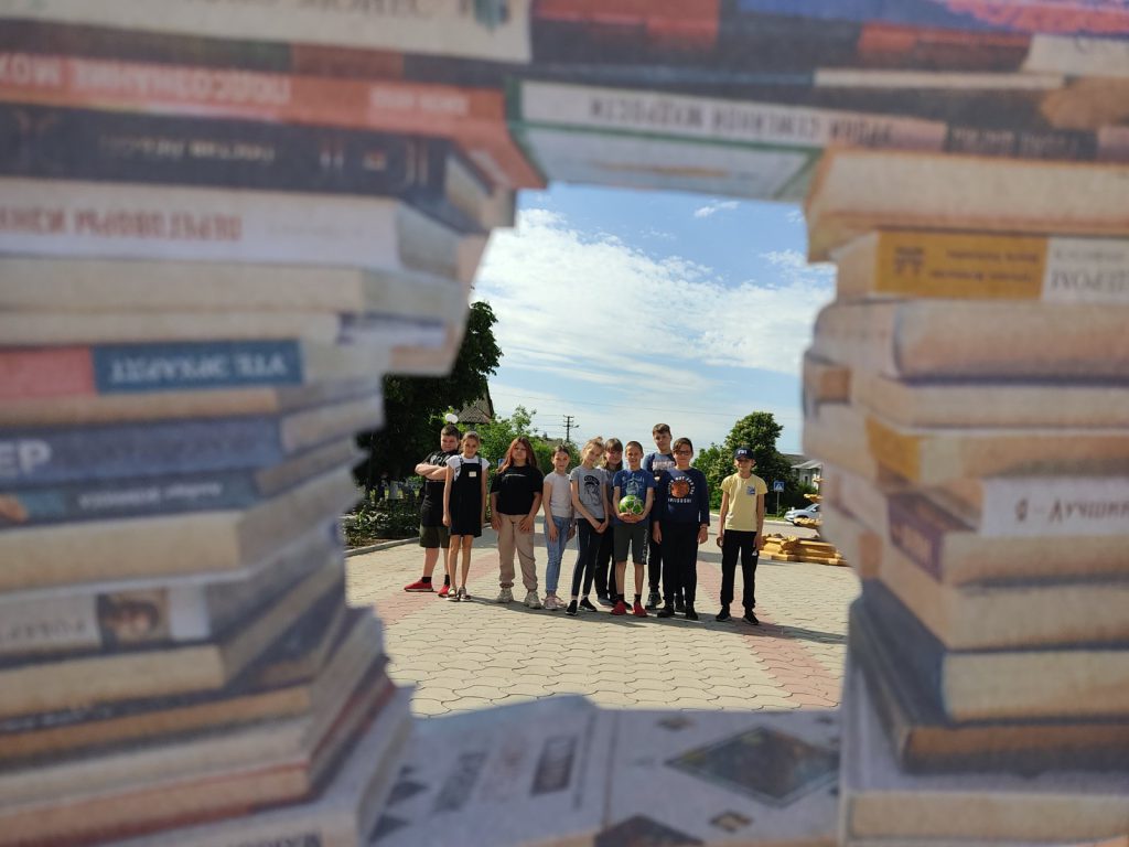 МАН. Ліцей № 2 Таврійської МР Херсонської області by Olena Hruhorchuk - Ourboox.com