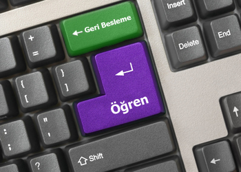 Blogger Ödevine İlişkin Görüşler- Zekiye Solak by Zekiye solak - Illustrated by Zekiye Solak - Ourboox.com