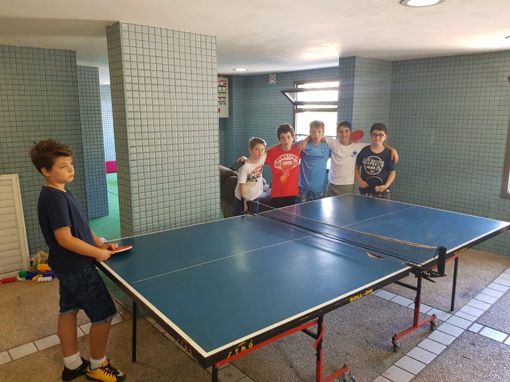 עבודת שורשים על שי חגאג by shay hagag - Ourboox.com