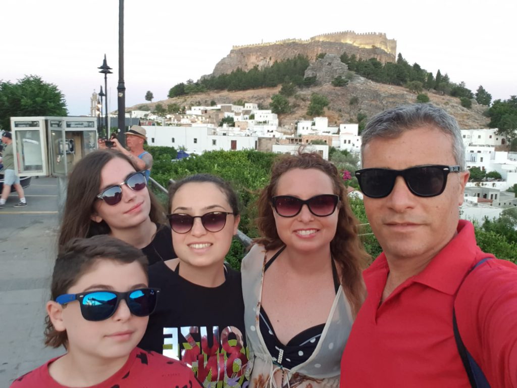 עבודת שורשים על שי חגאג by shay hagag - Ourboox.com