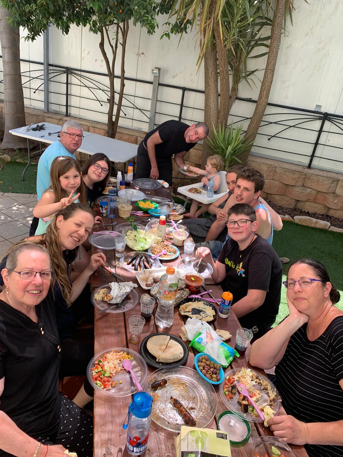 יעל דויטש עבודת שורשים by yael deutsch - Ourboox.com