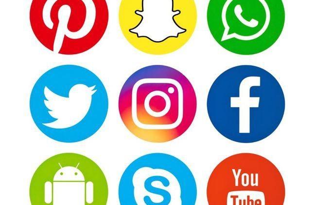 مواقع التواصل الاجتماعي by remas - Illustrated by ريماس طويل - Ourboox.com