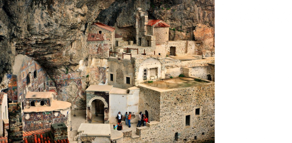 Sümela Manastırı by Aysima Çolak - Ourboox.com