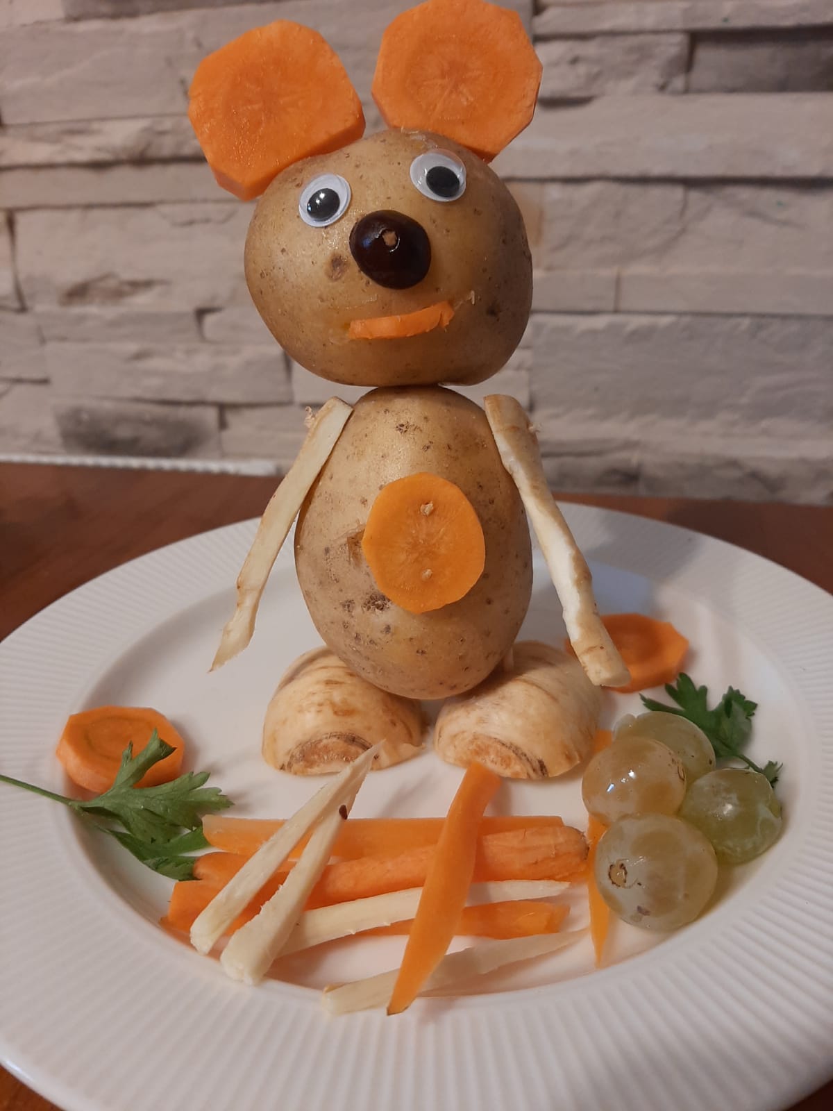 Anotimpurile prin ochi de copil by Alexia Ispas - Ourboox.com