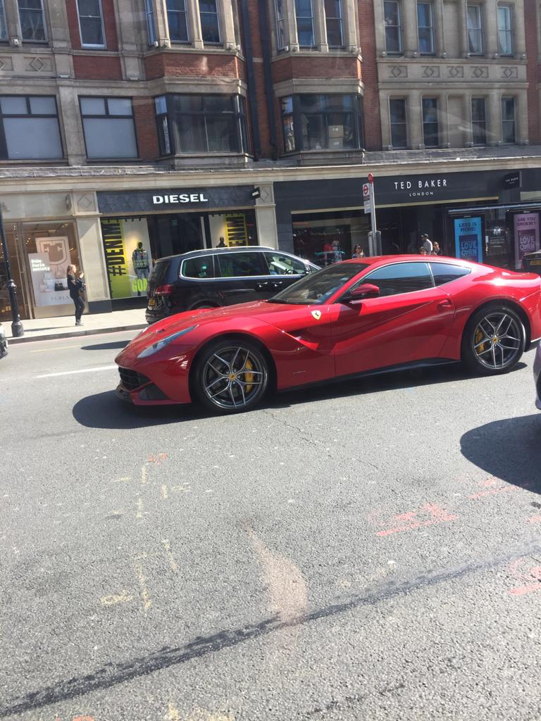 Journal by Ariel Benita - Ourboox.com