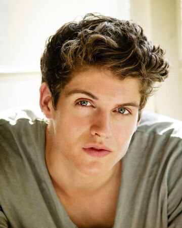 Daniel Sharman by Alessia - Ourboox.com