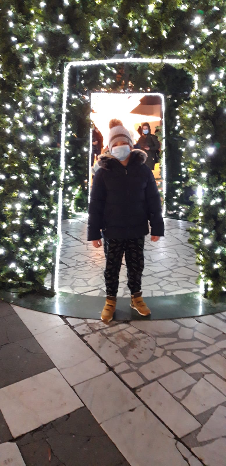 “ANOTIMPURILE PRIN OCHI DE COPIL” by NEAMTU DAVID - Ourboox.com