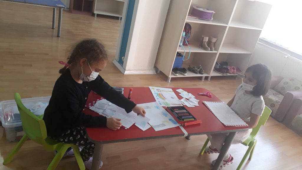 Hanife KUŞ /KÜLTÜR ELÇİLERİYLE MASALDAN MATEMATİĞE by Hanifeogretmen - Illustrated by Hanife KUŞ oluşturdu - Ourboox.com