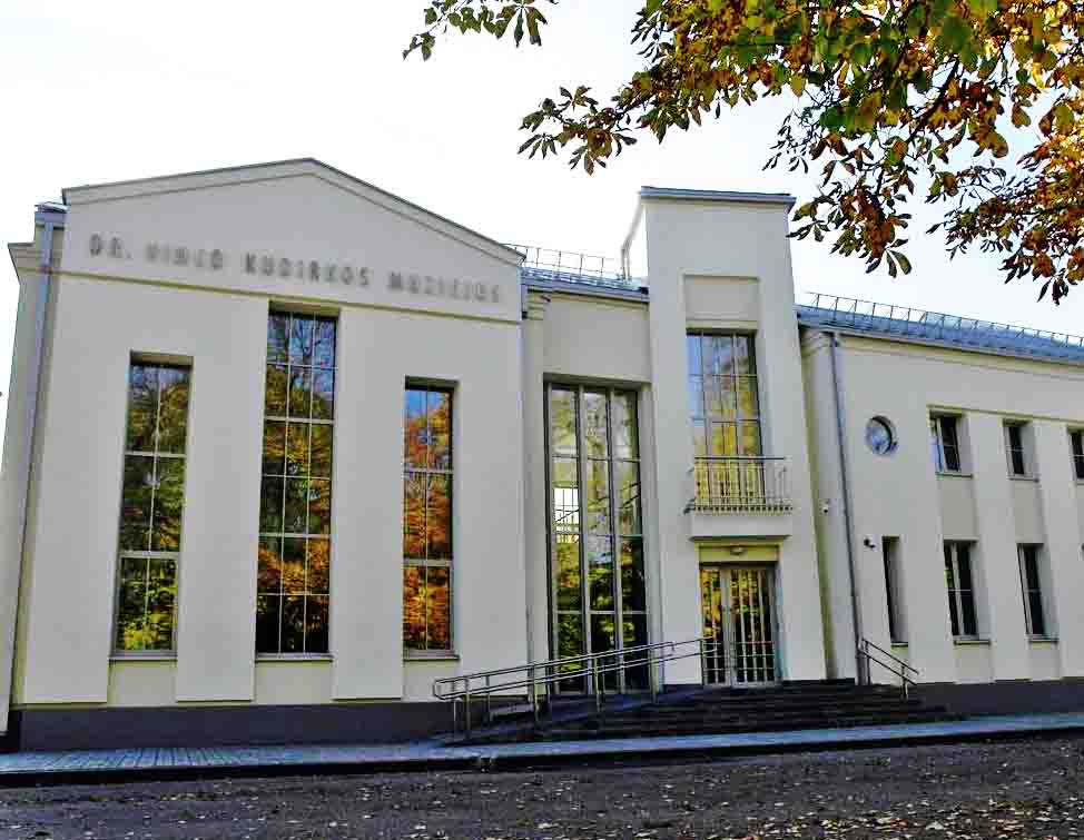 Lietuva devintokų akimis I DALIS by Nojus - Ourboox.com