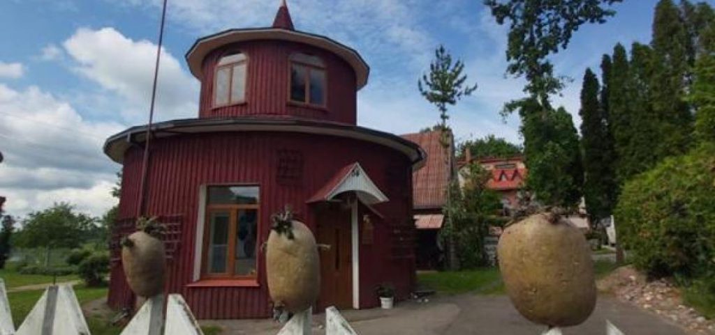 Lietuva devintokų akimis I DALIS by Nojus - Ourboox.com