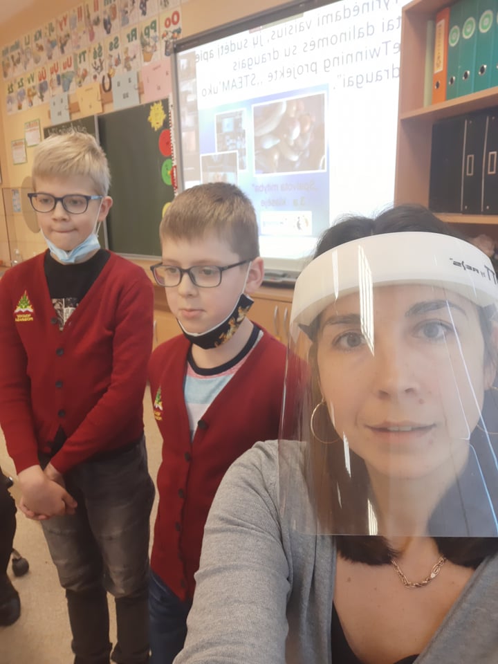 ETWINNING PROJEKTO ,,STEAMUKO DRAUGAI” BAIGIAMOJI KNYGA by Mokytoja Laura Palivonienė - Ourboox.com