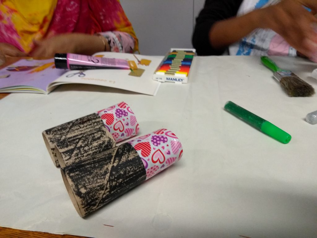 Créations à partir de déchets recyclables – apprenantes post-alpha – juillet 2021 by Maria BRAZ - Ourboox.com