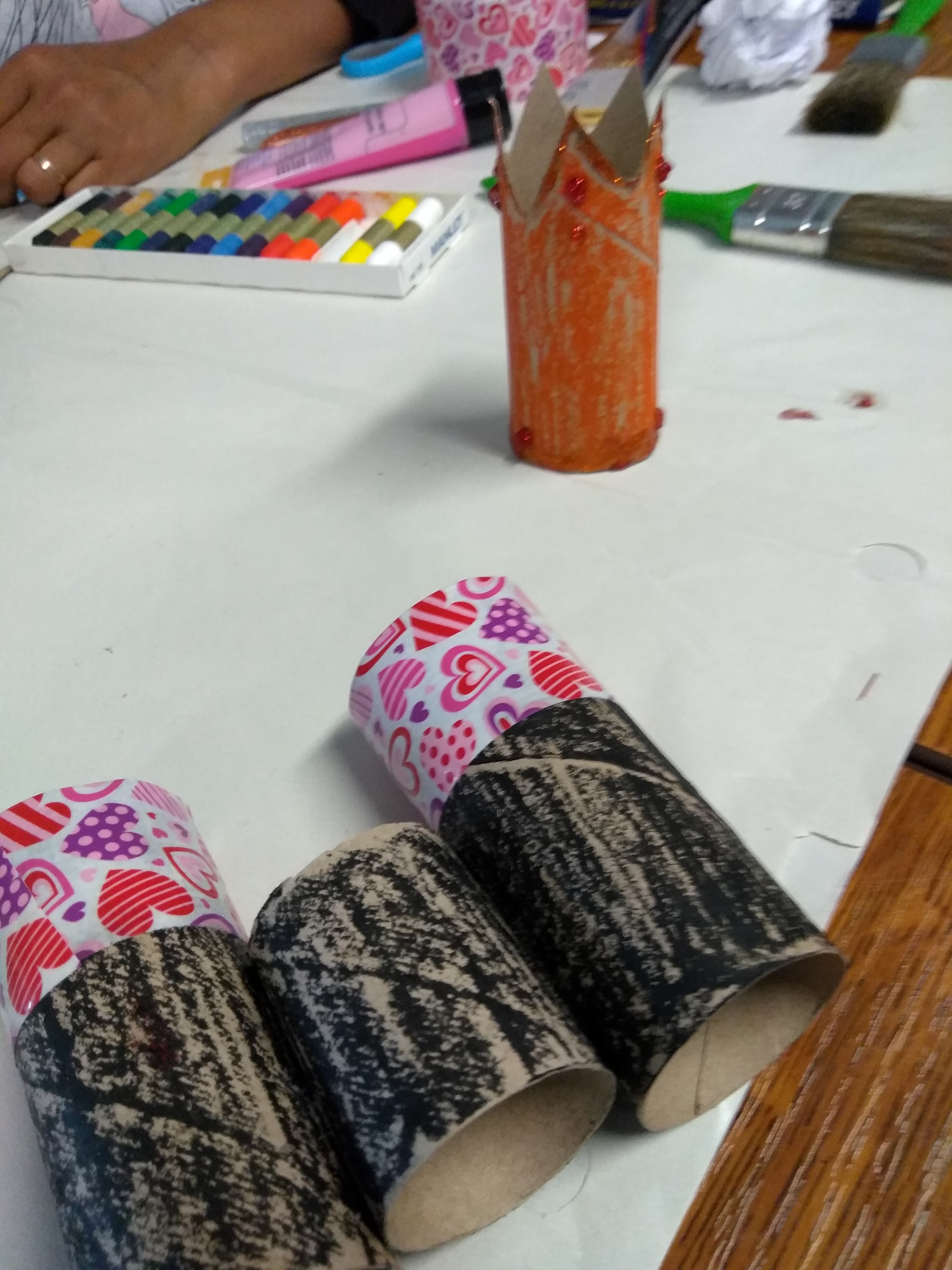 Créations à partir de déchets recyclables – apprenantes post-alpha – juillet 2021 by Maria BRAZ - Ourboox.com