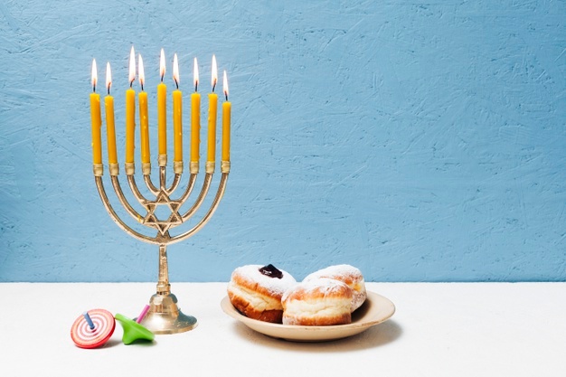 חנוכה by Amit  - Ourboox.com