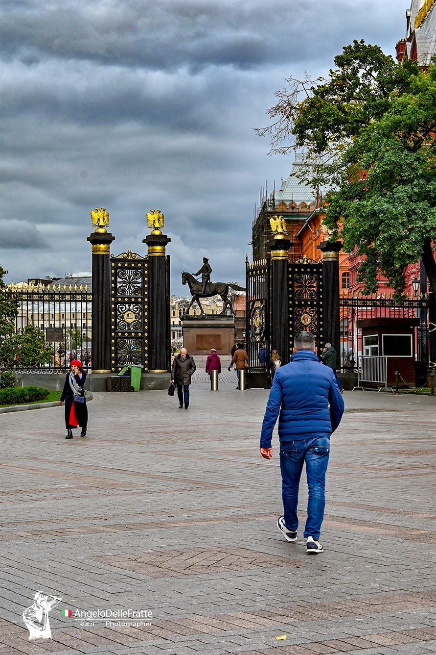 Fotografare Viaggiando – Mosca 2021 by Angelo Delle Fratte - Illustrated by Angelo Delle Fratte - Ourboox.com