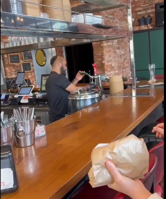 Fucking Amazing Thing With 1 NIS by Dor Nahshon - Illustrated by Dor Nahshon - Ourboox.com